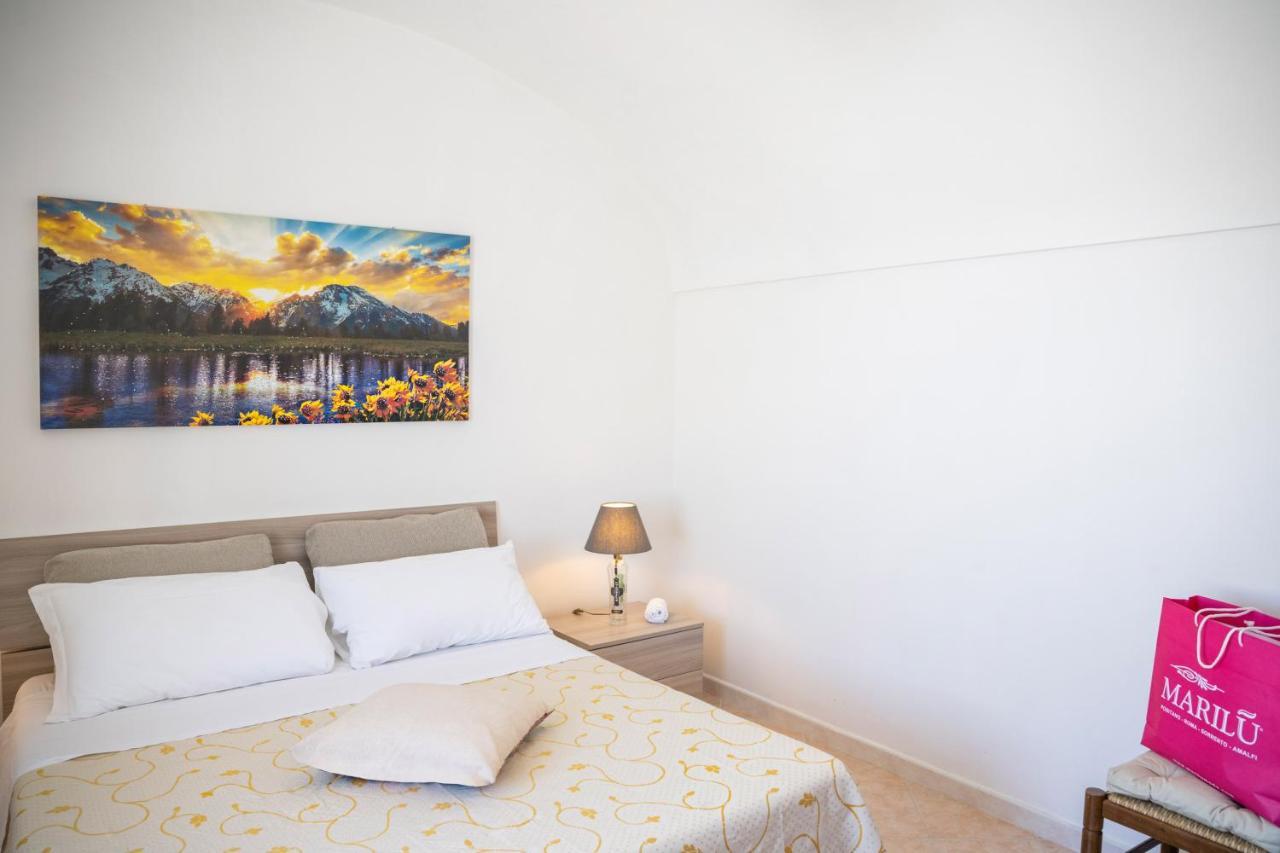 Ferienwohnung Casa Betty Positano Exterior foto