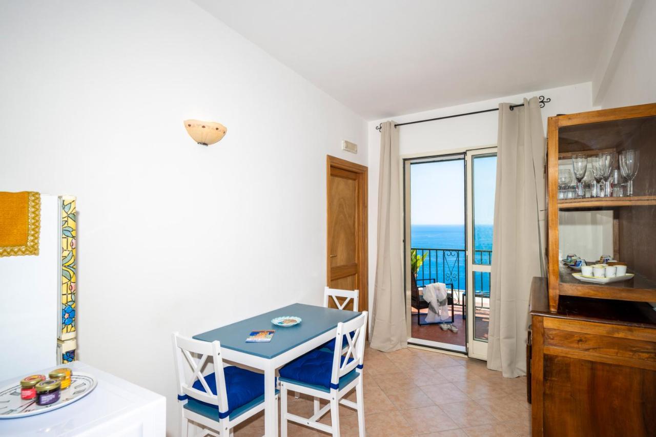 Ferienwohnung Casa Betty Positano Exterior foto